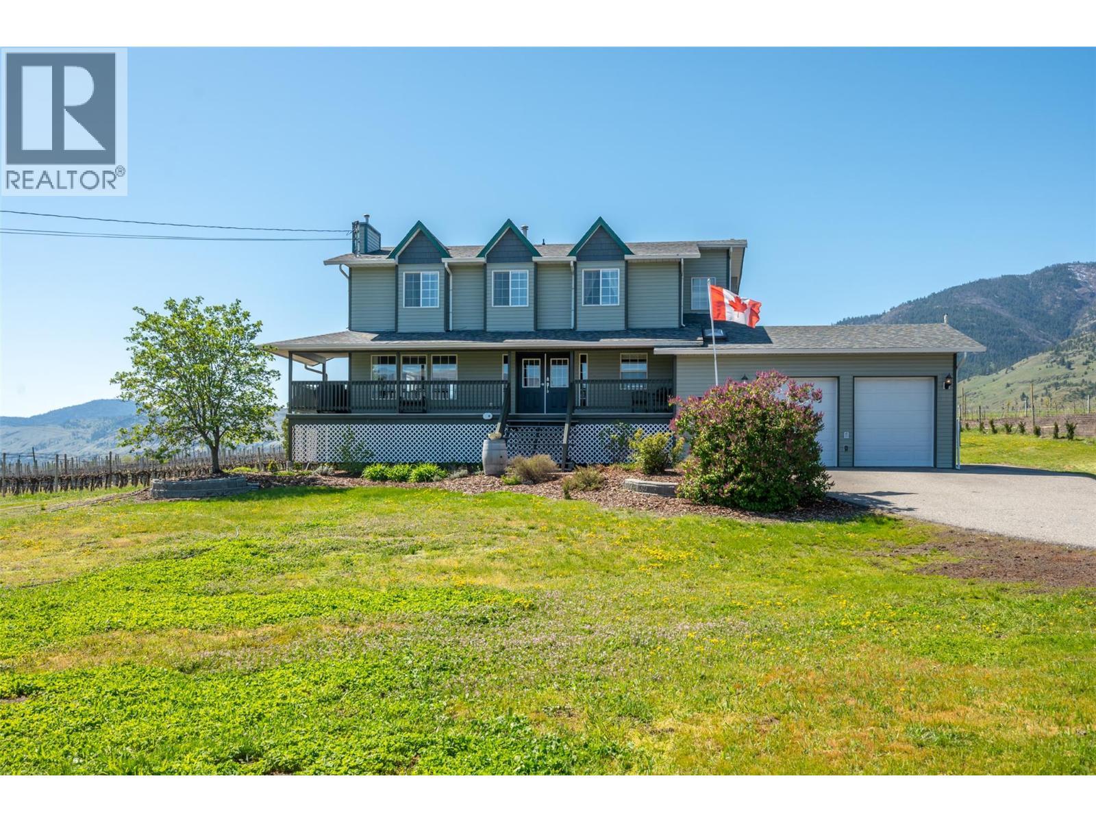 445 5 Road, Oliver, BC - Outdoor With Deck Patio Veranda With Facade