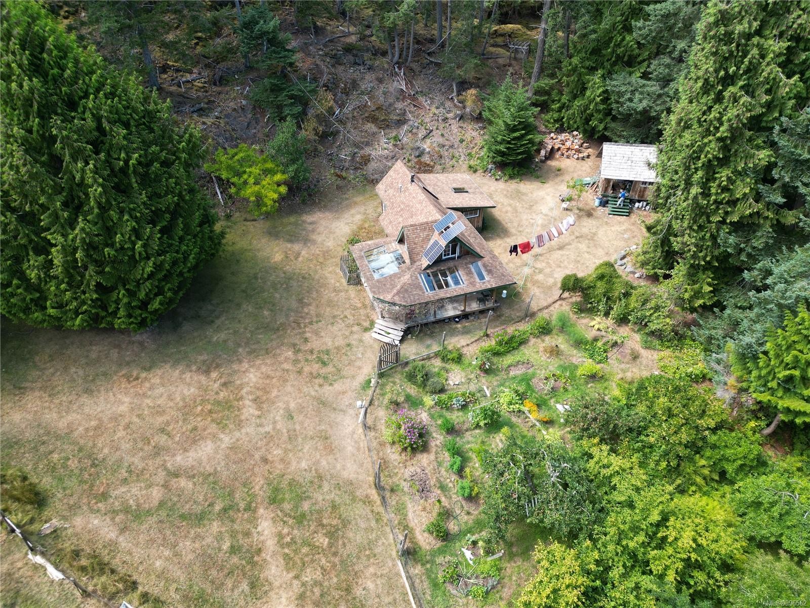 10 Windham Rd, Lasqueti Island, BC