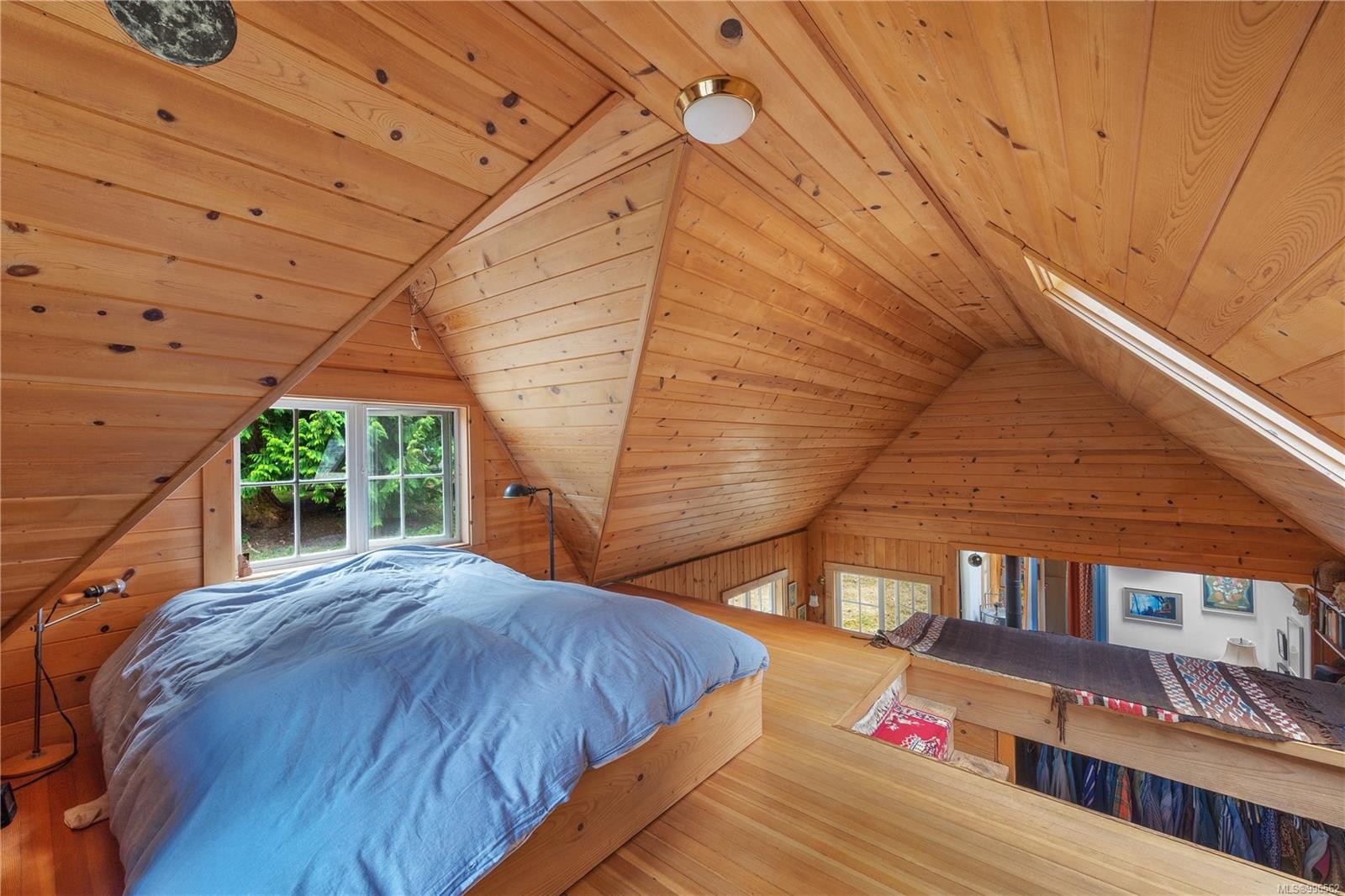 10 Windham Rd, Lasqueti Island, BC