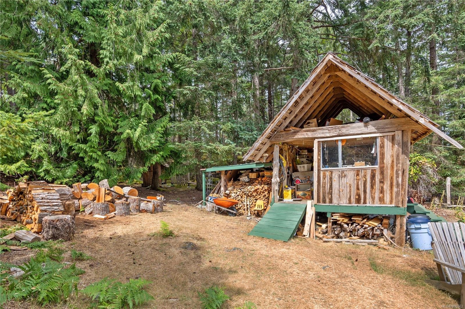 10 Windham Rd, Lasqueti Island, BC