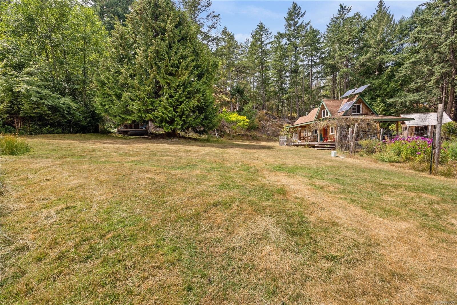 10 Windham Rd, Lasqueti Island, BC