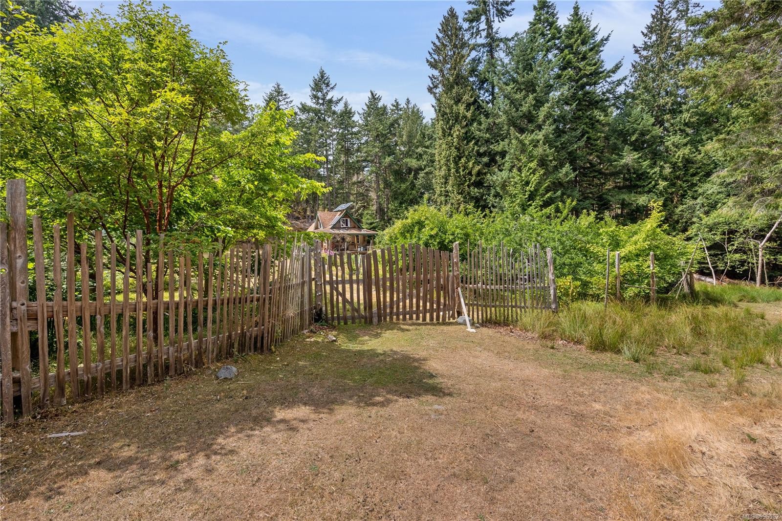 10 Windham Rd, Lasqueti Island, BC