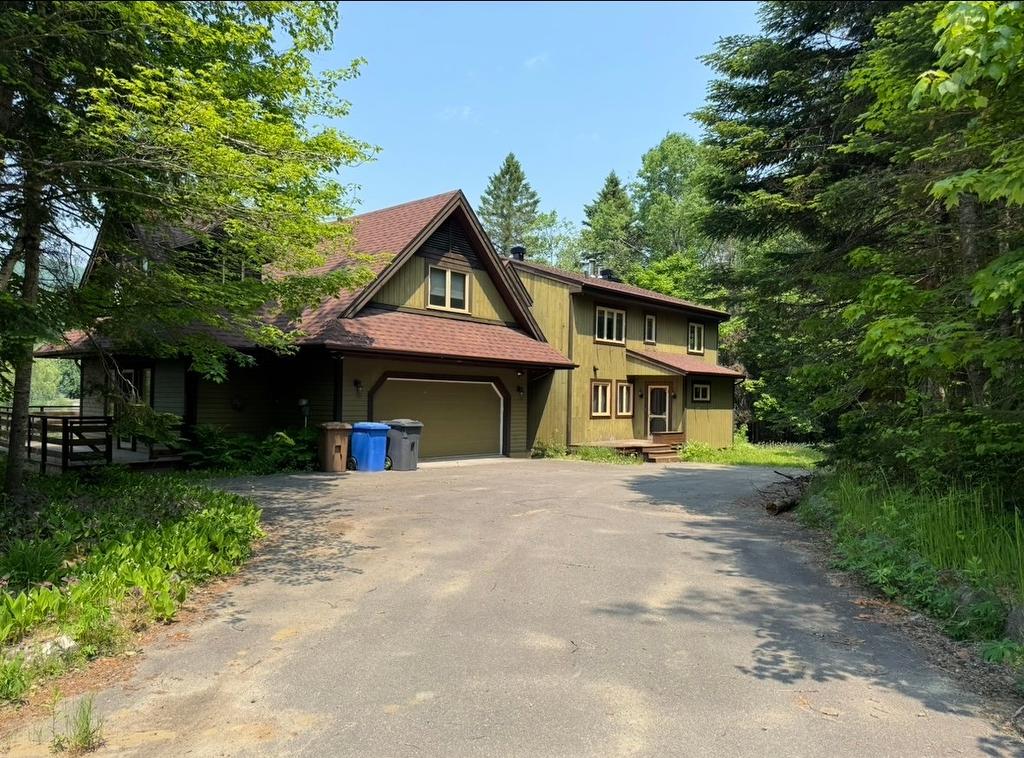 Exterior entrance - 1995 Rue Des Seigneurs, Sainte-Adèle, QC - Outdoor