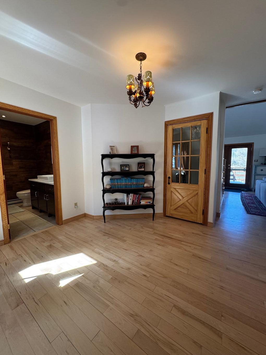 Hall - 1995 Rue Des Seigneurs, Sainte-Adèle, QC - Indoor Photo Showing Other Room