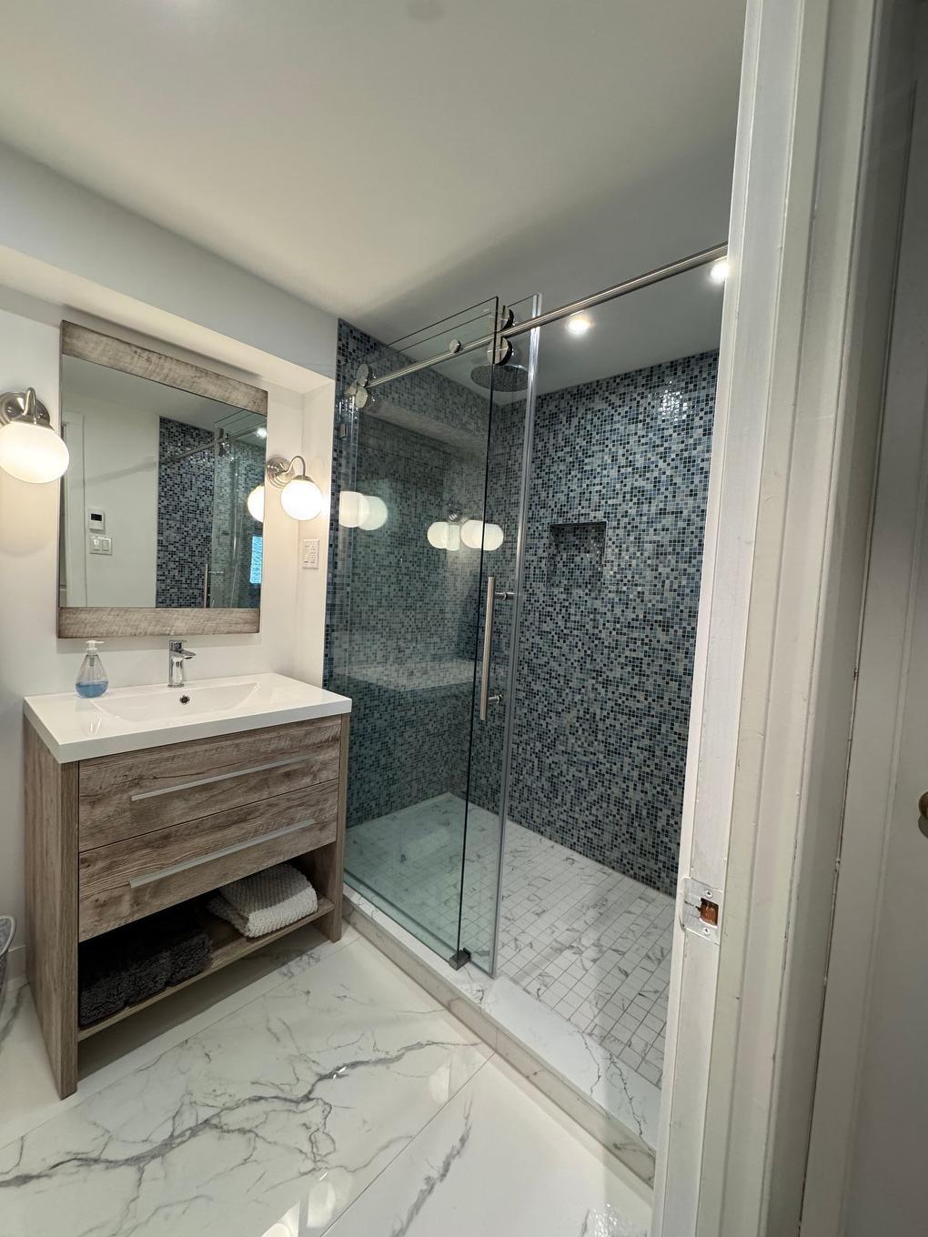 Bathroom - 1995 Rue Des Seigneurs, Sainte-Adèle, QC - Indoor Photo Showing Bathroom