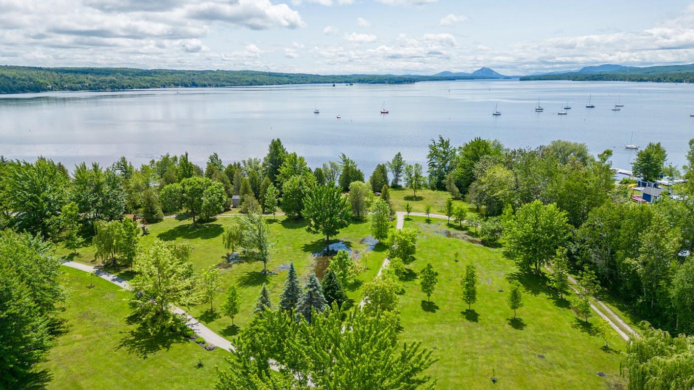 Water view - 410-2085 Place Du Club-Memphré, Magog, QC - Outdoor With Body Of Water With View