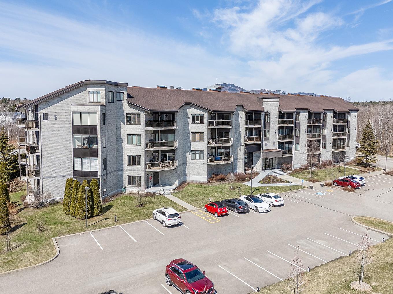 Exterior - 410-2085 Place Du Club-Memphré, Magog, QC - Outdoor With Facade