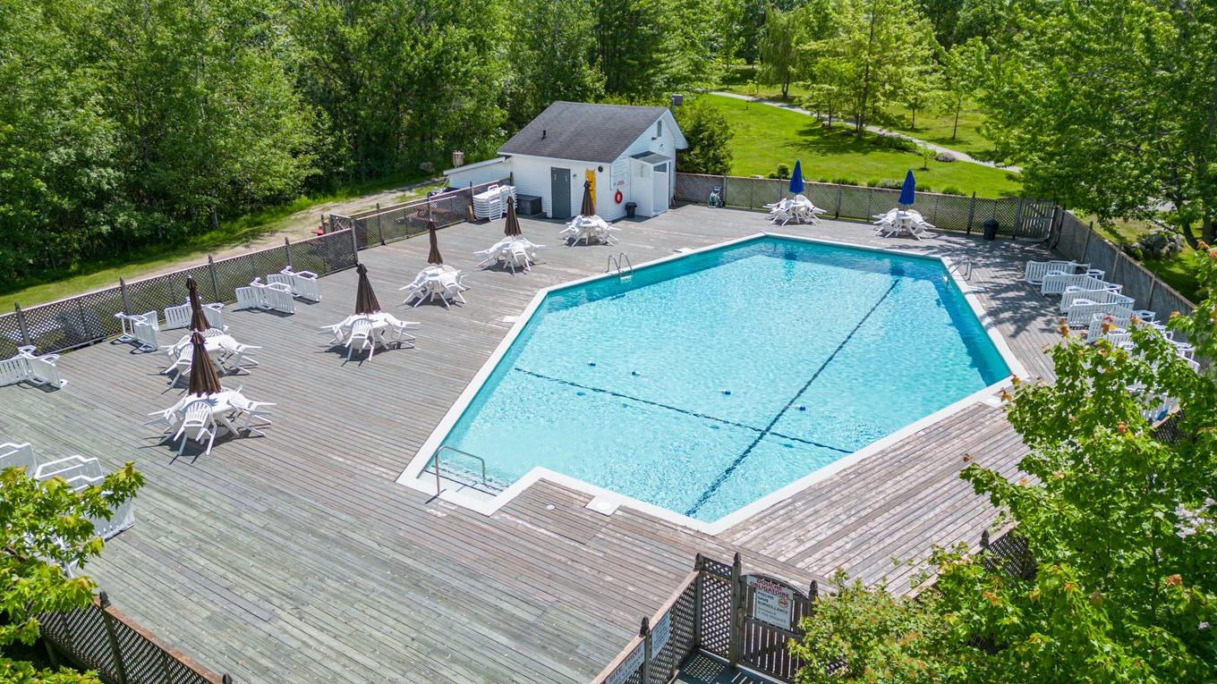 Pool - 410-2085 Place Du Club-Memphré, Magog, QC - Outdoor With In Ground Pool