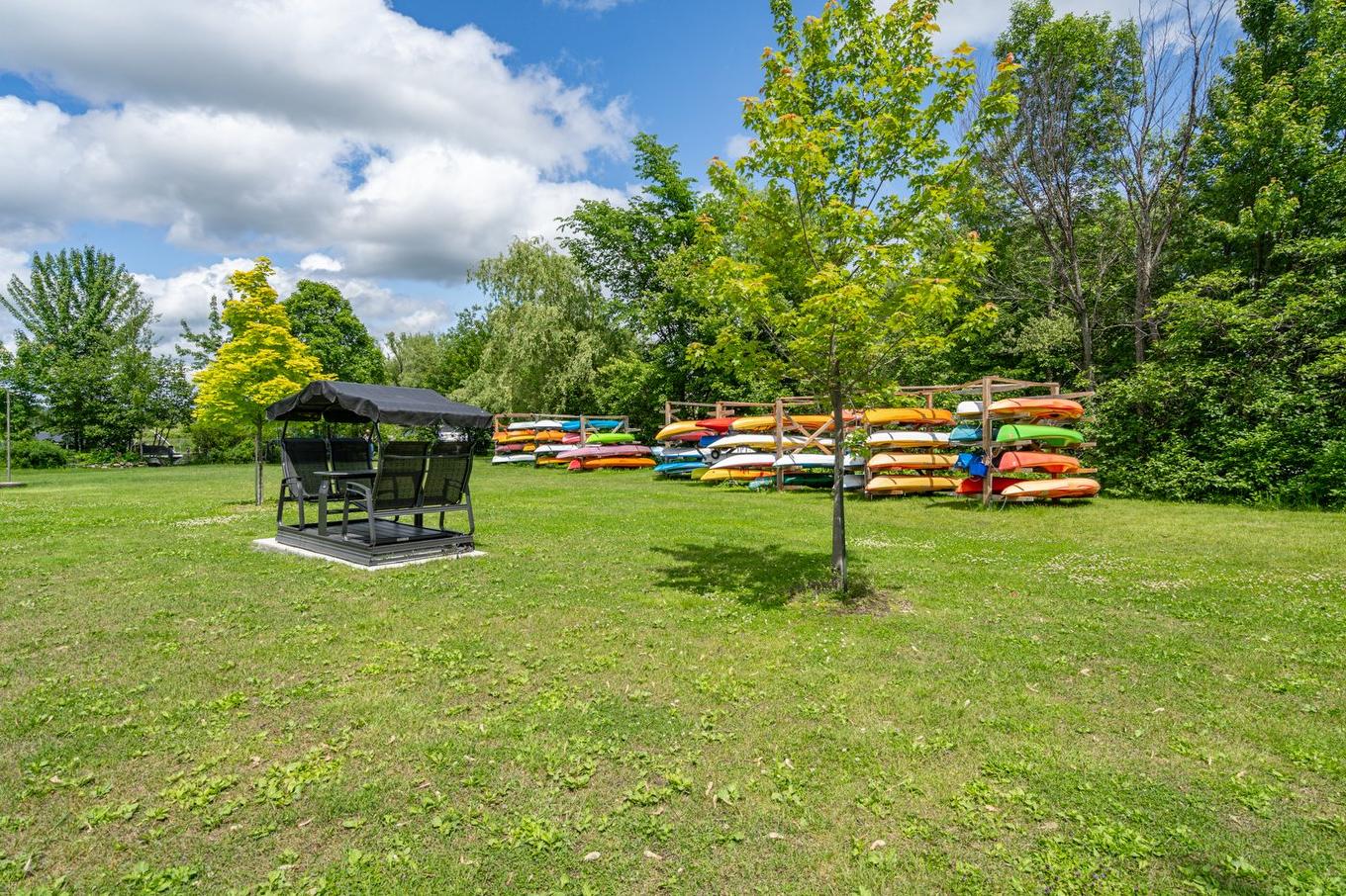 Backyard - 410-2085 Place Du Club-Memphré, Magog, QC - Outdoor