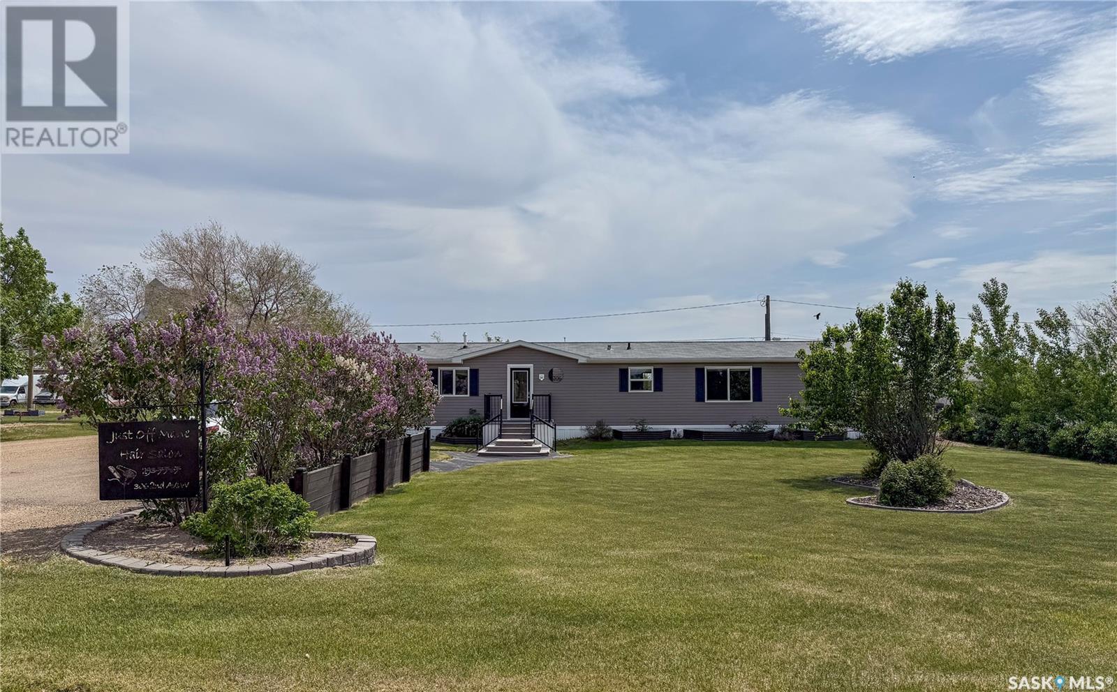 306 2Nd Avenue W, Climax, SK