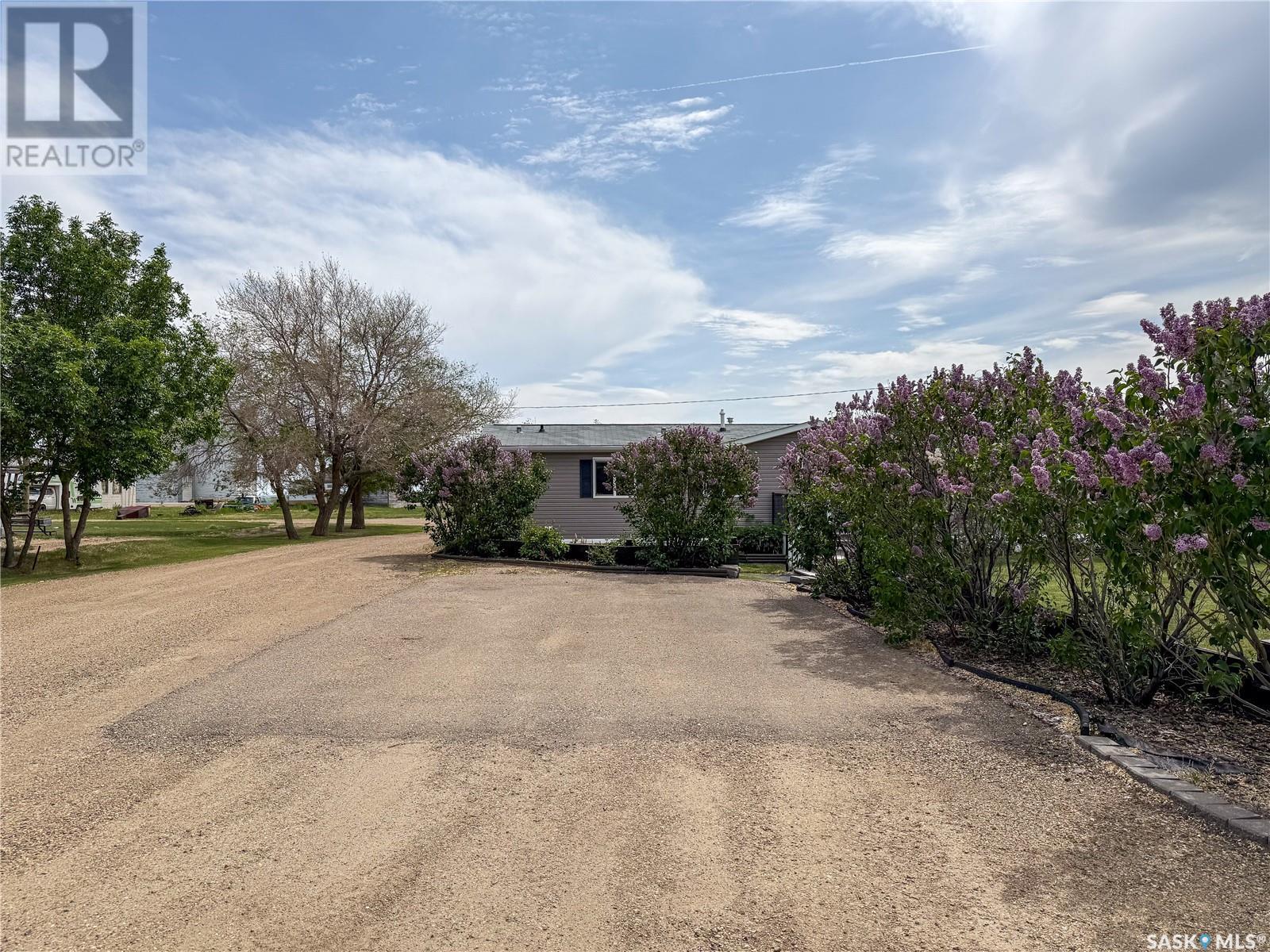 306 2Nd Avenue W, Climax, SK