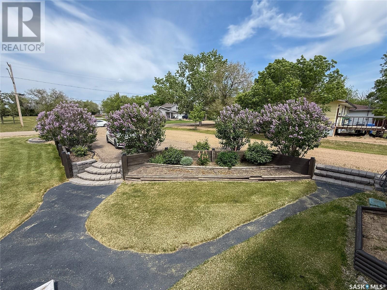 306 2Nd Avenue W, Climax, SK