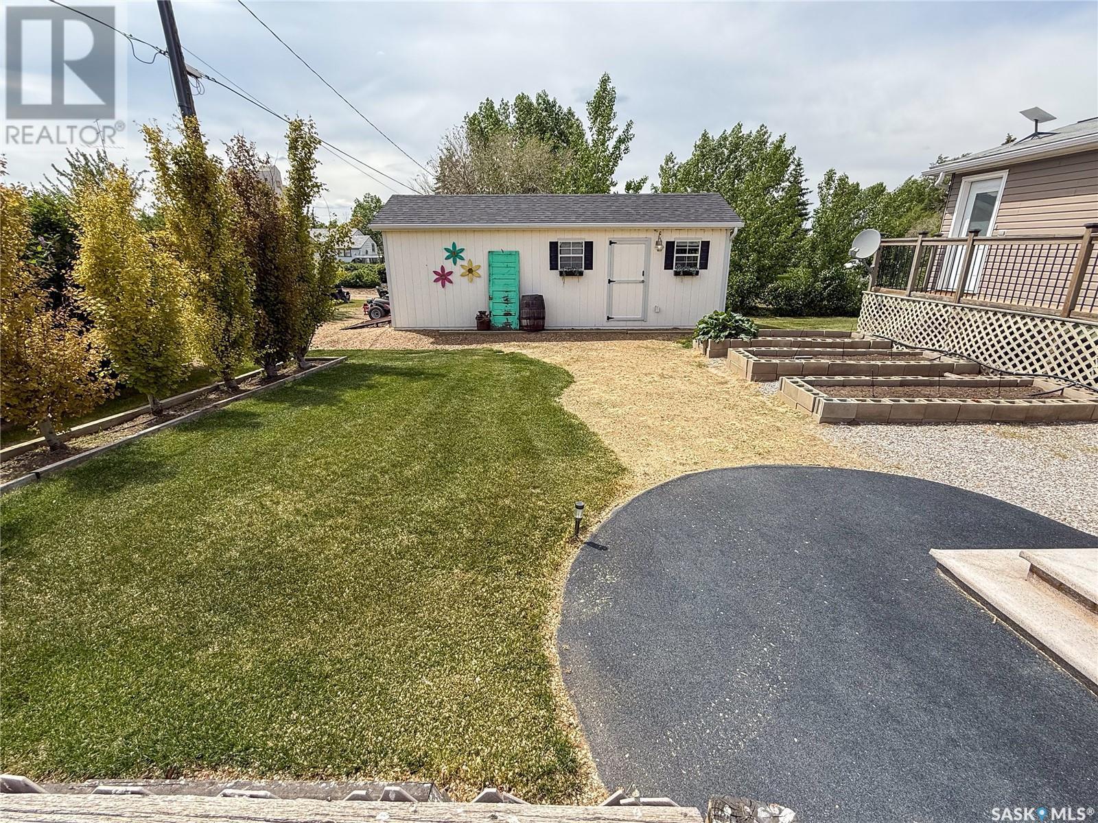 306 2Nd Avenue W, Climax, SK