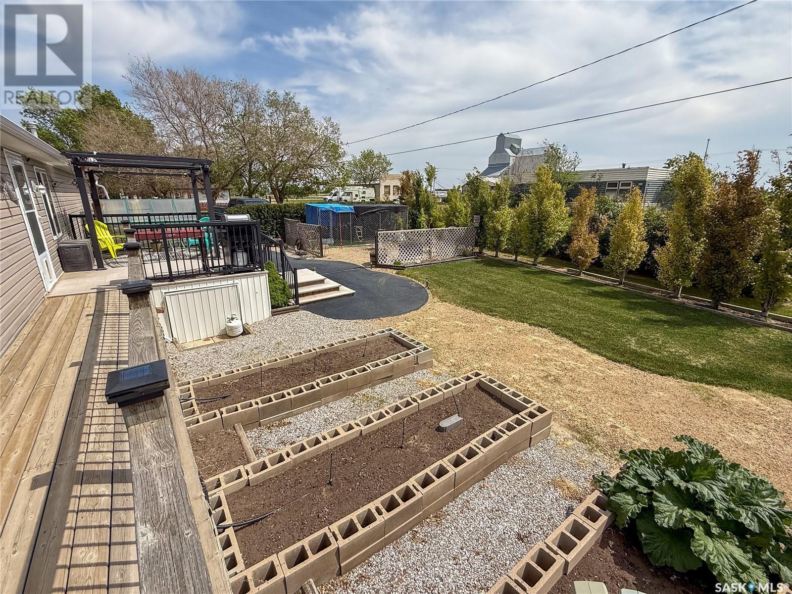 306 2Nd Avenue W, Climax, SK