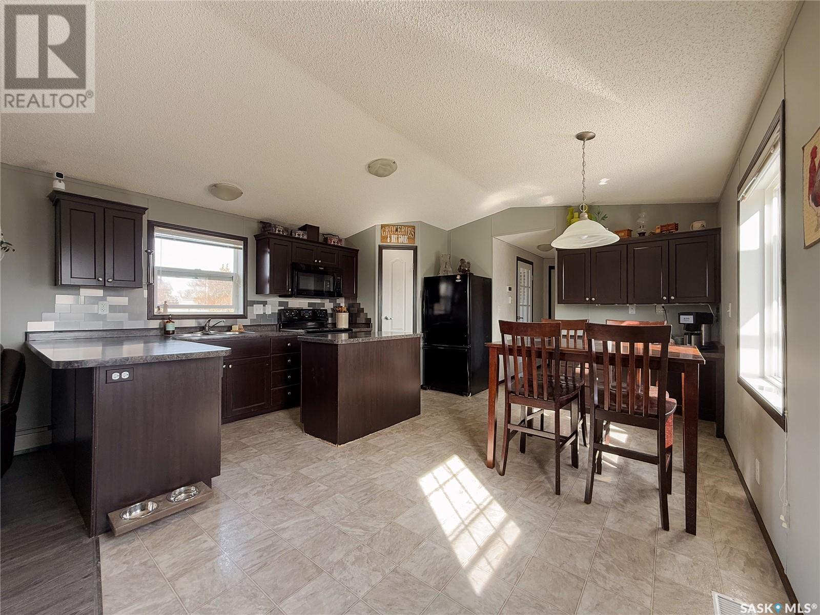 306 2Nd Avenue W, Climax, SK