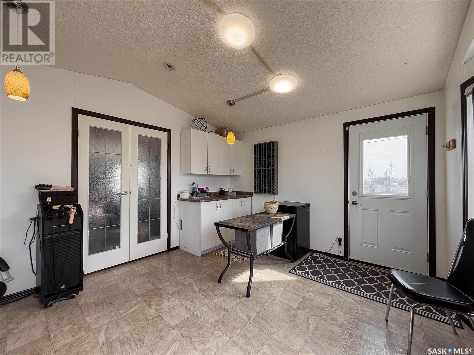 306 2Nd Avenue W, Climax, SK