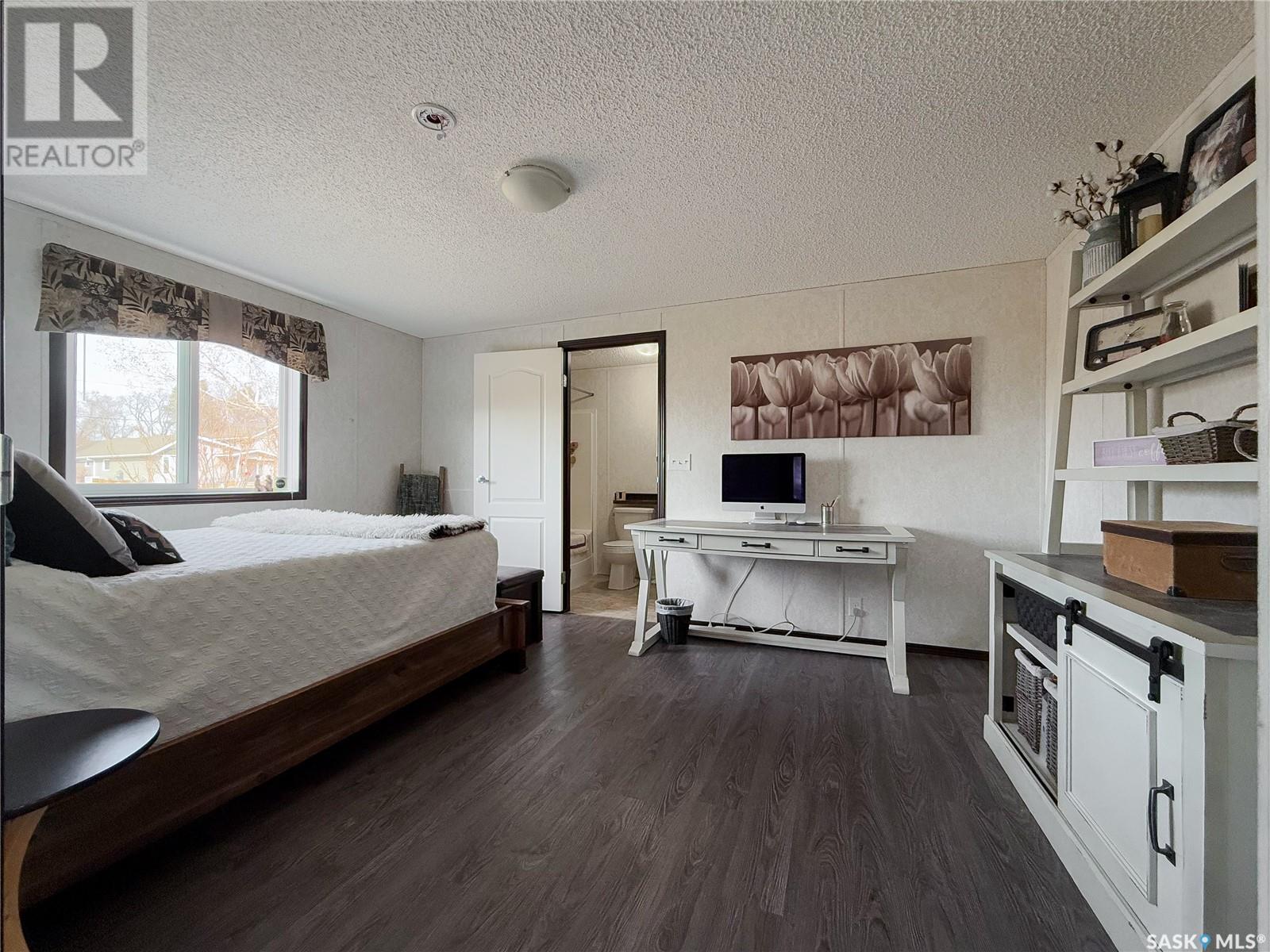 306 2Nd Avenue W, Climax, SK