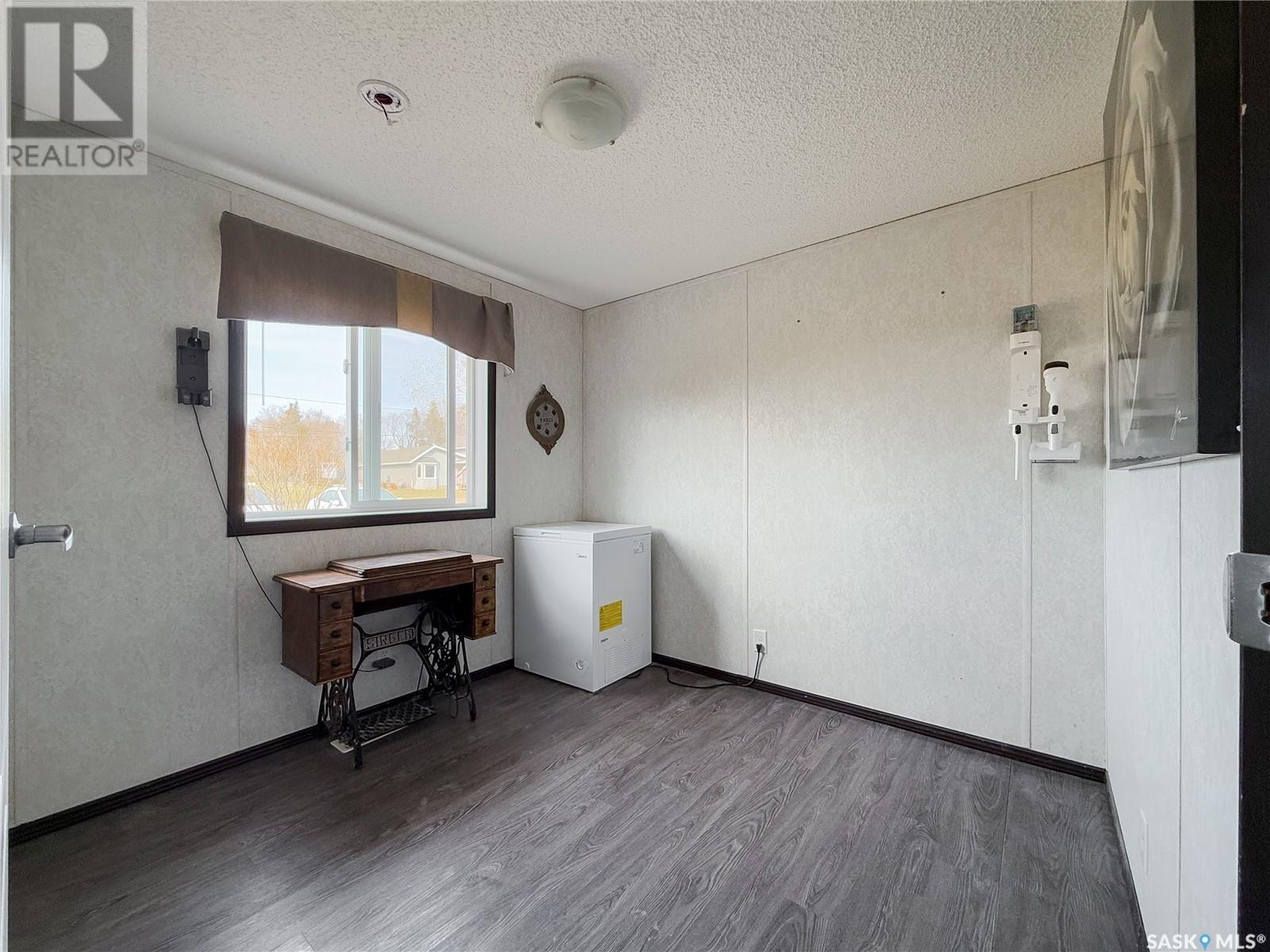 306 2Nd Avenue W, Climax, SK