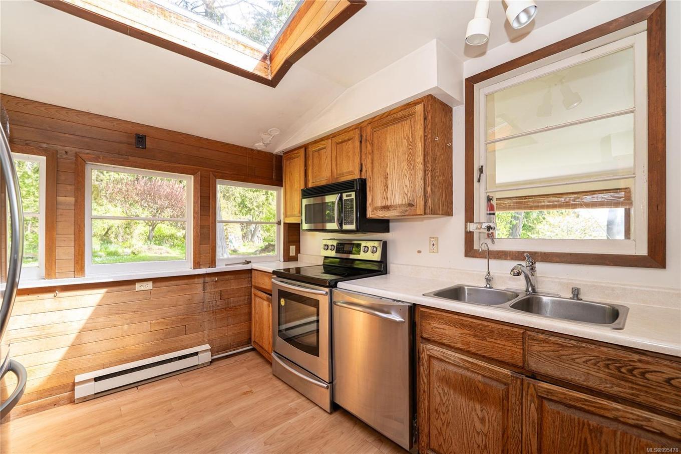 79 Brown Rd, Thetis Island, BC