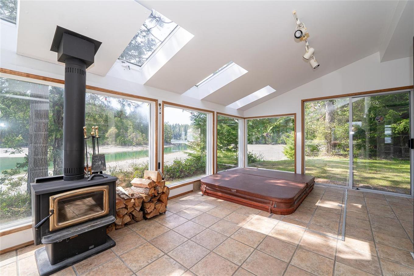 79 Brown Rd, Thetis Island, BC