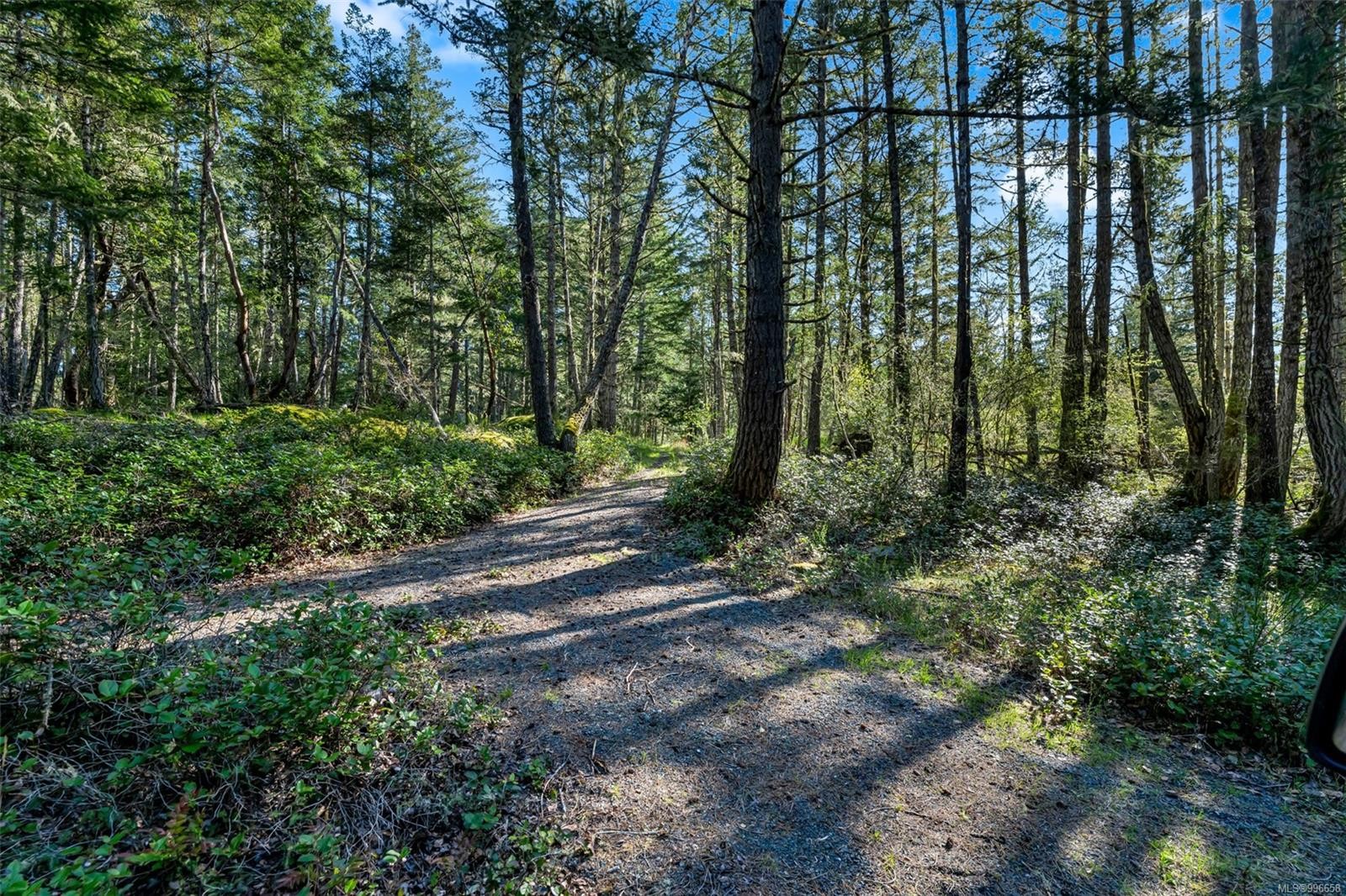 998 Gillespie Rd, Sooke, BC