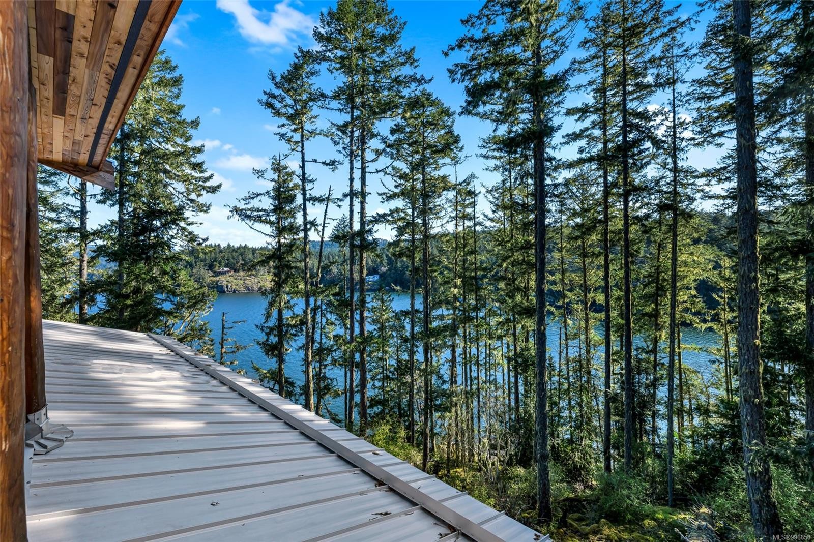 998 Gillespie Rd, Sooke, BC