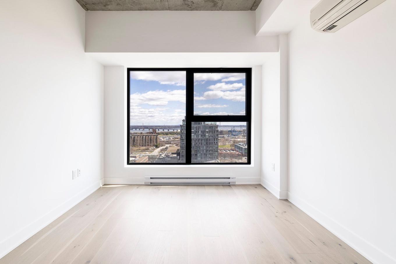 Living room - 2220-245 Boul. Robert-Bourassa, Montréal (Ville-Marie), QC - Indoor Photo Showing Other Room