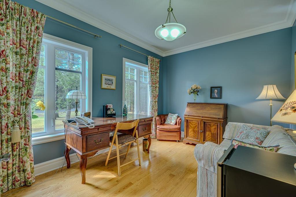 Office - 500 Rue Des Rosiers, Sainte-Adèle, QC - Indoor