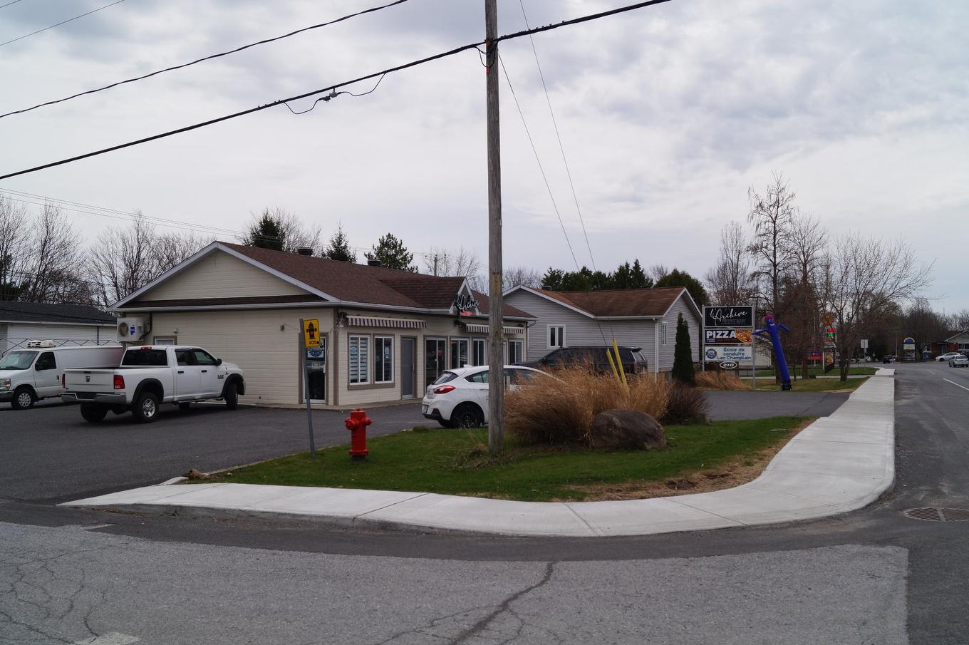 Nearby - 21E Rue O., Venise-En-Québec, QC