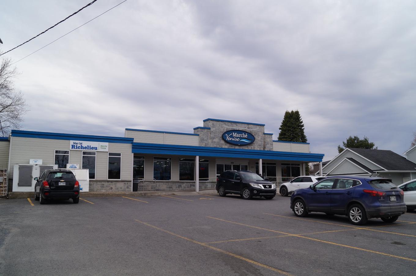 Nearby - 21E Rue O., Venise-En-Québec, QC