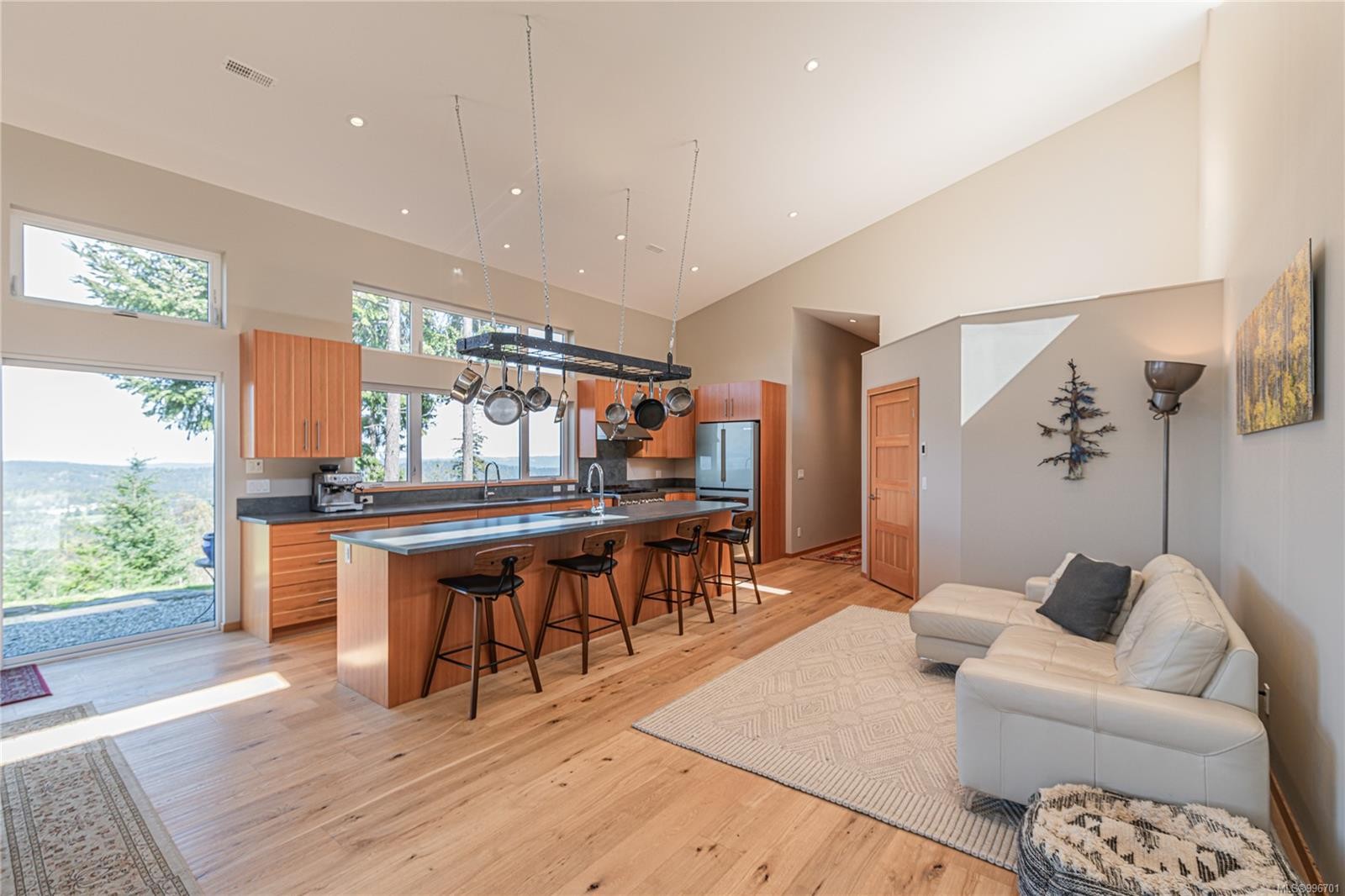 153 Southern Way, Salt Spring, BC