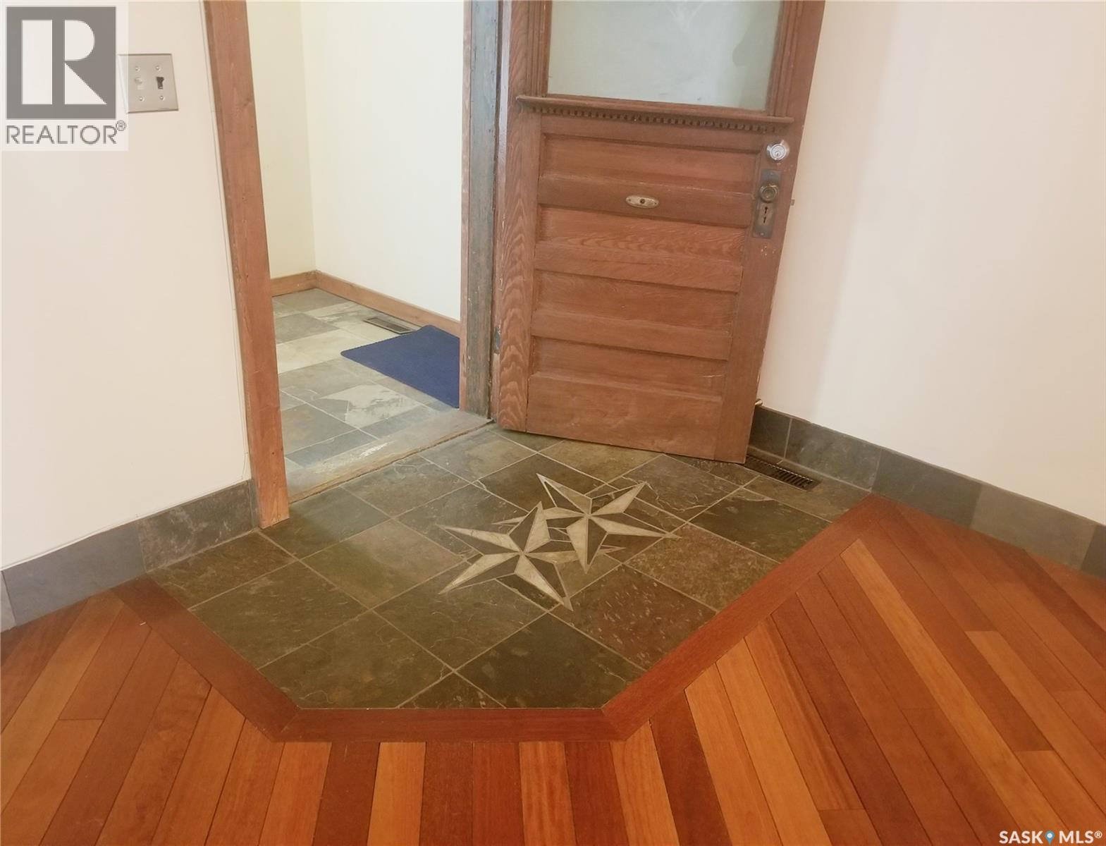 1937 Halifax Street, Regina, SK - Indoor Photo Showing Other Room