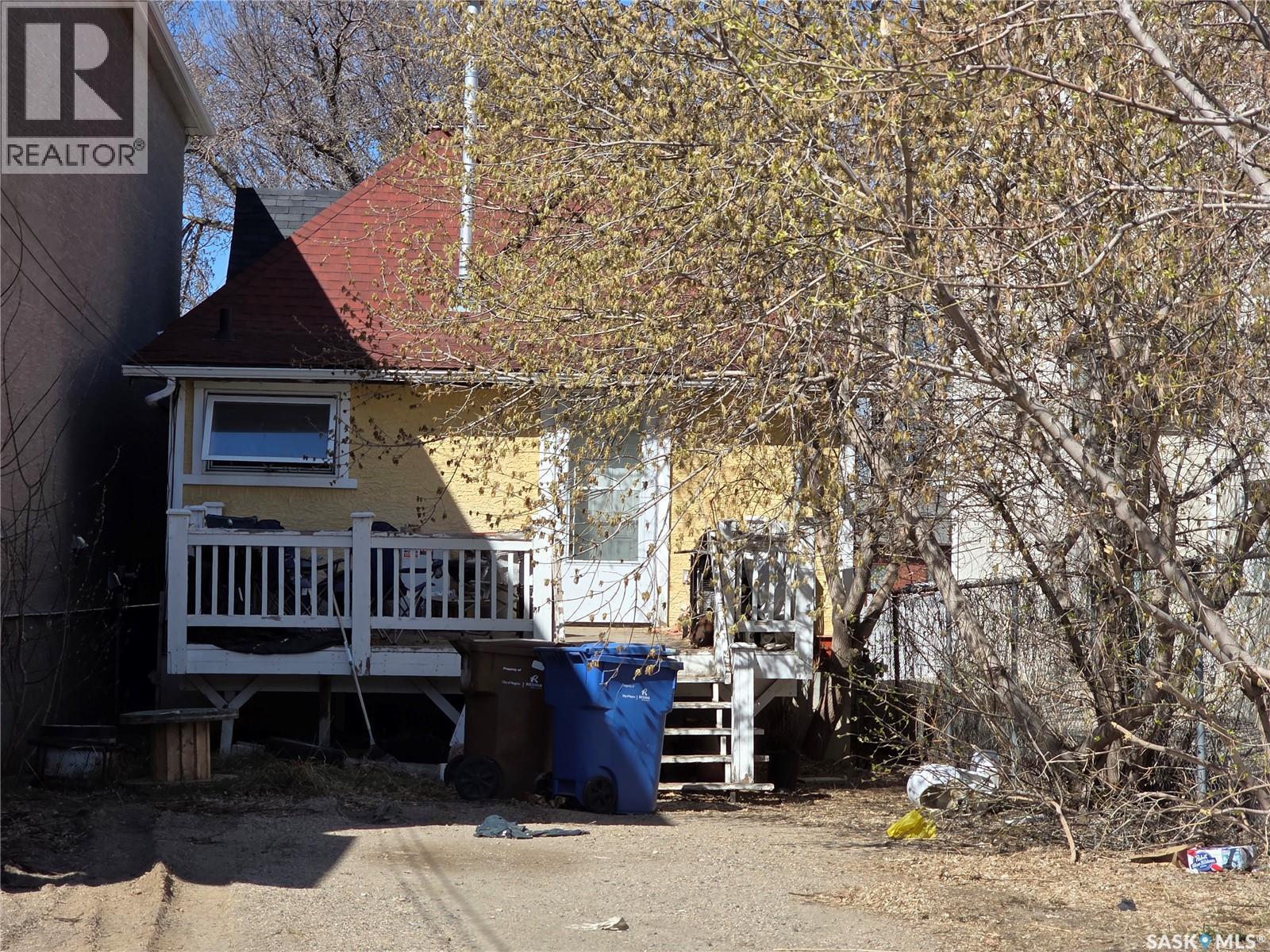 1937 Halifax Street, Regina, SK - Outdoor