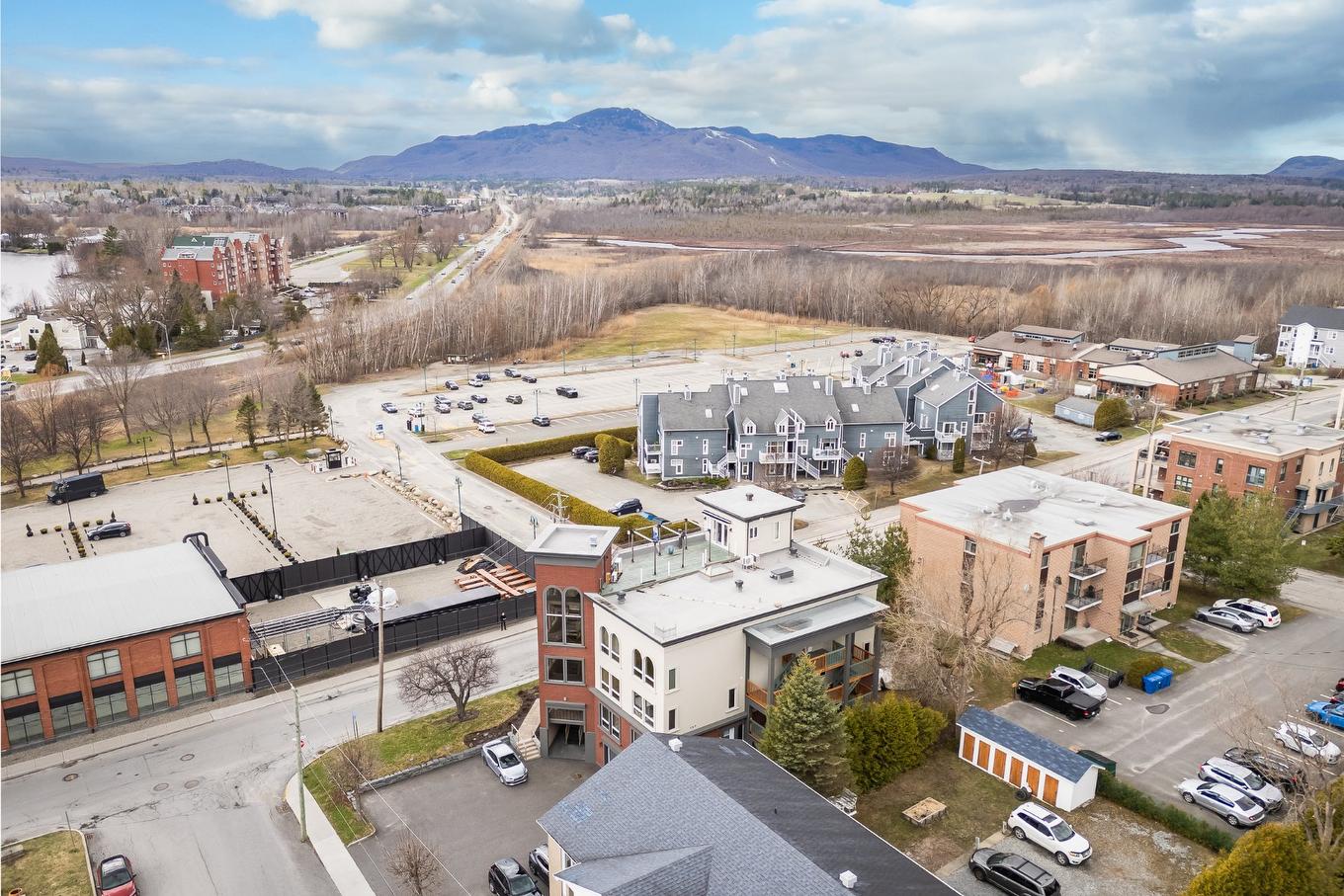 Aerial photo - 4-300 Rue Du Moulin, Magog, QC - Outdoor With View
