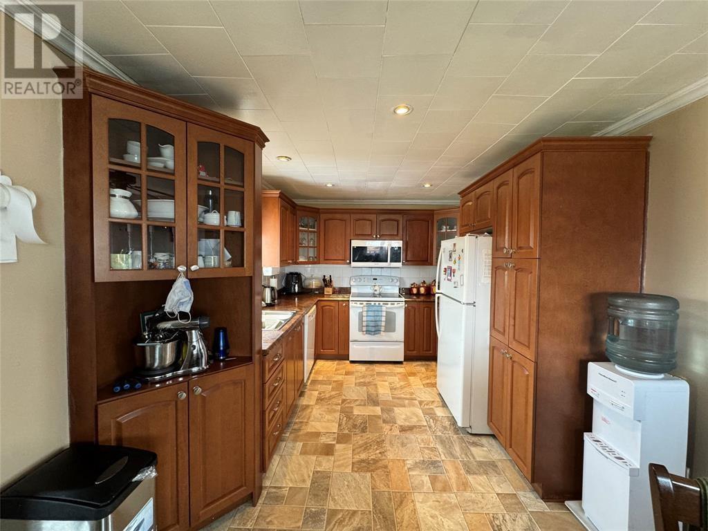1 Jeans Lane, Change Islands, NL - Indoor Photo Showing Kitchen