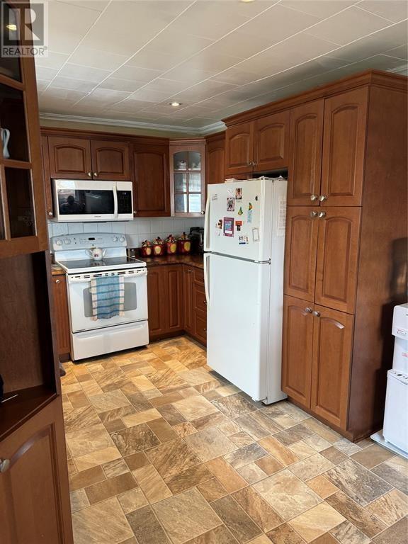 1 Jeans Lane, Change Islands, NL - Indoor Photo Showing Kitchen