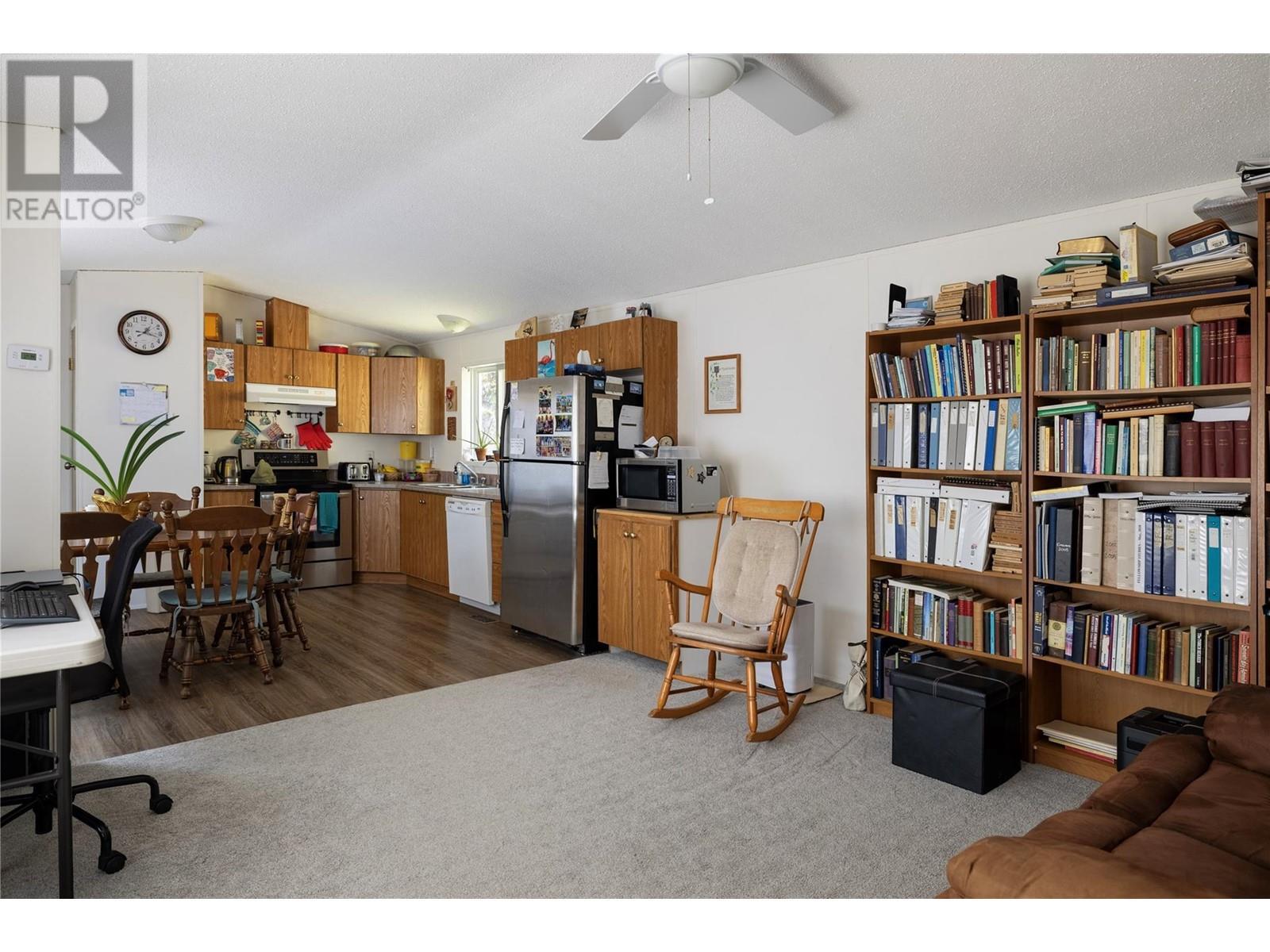 6740 Highway 97A Highway, Grindrod, BC - Indoor Photo Showing Other Room