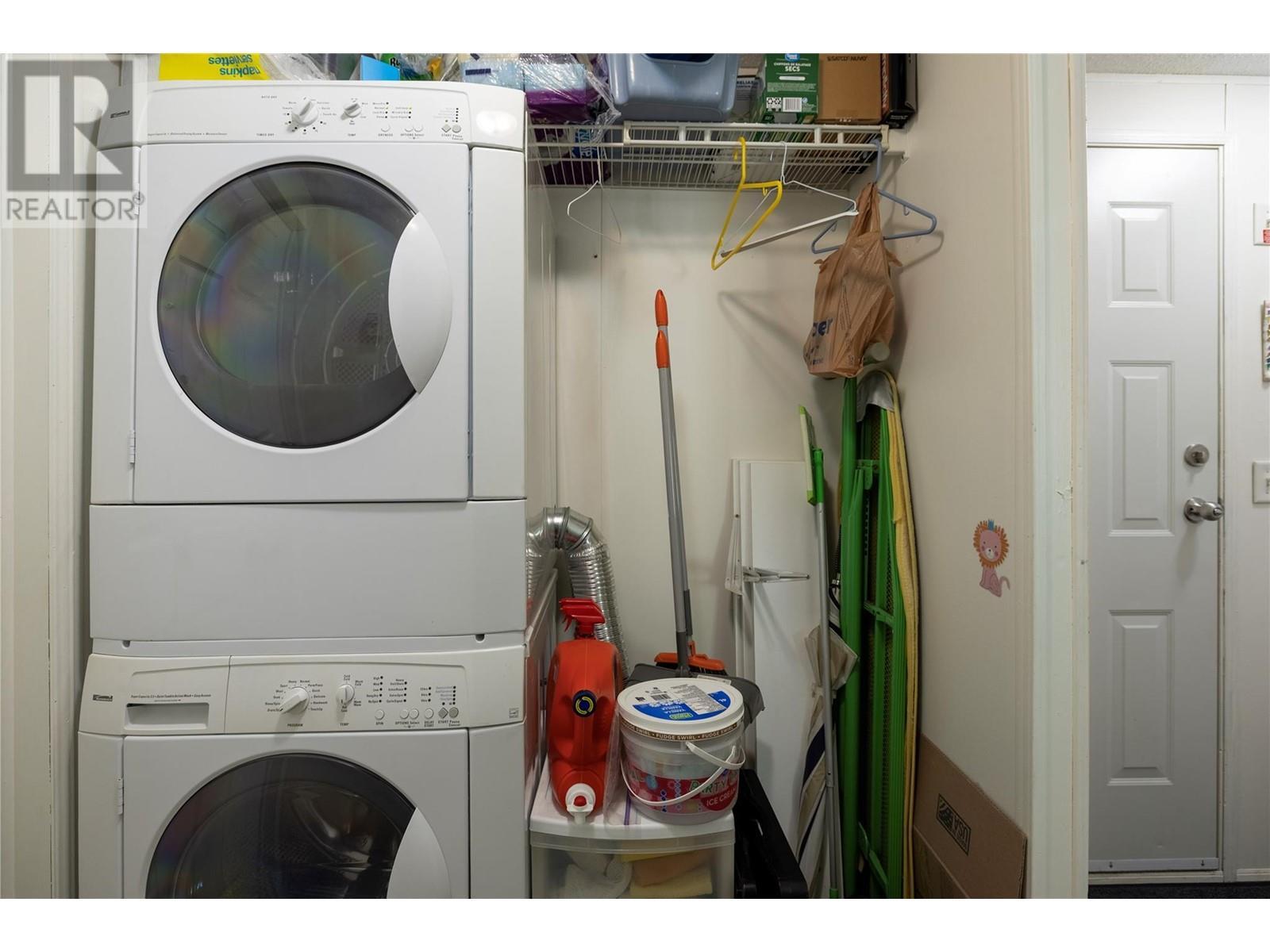 6740 Highway 97A Highway, Grindrod, BC - Indoor Photo Showing Laundry Room