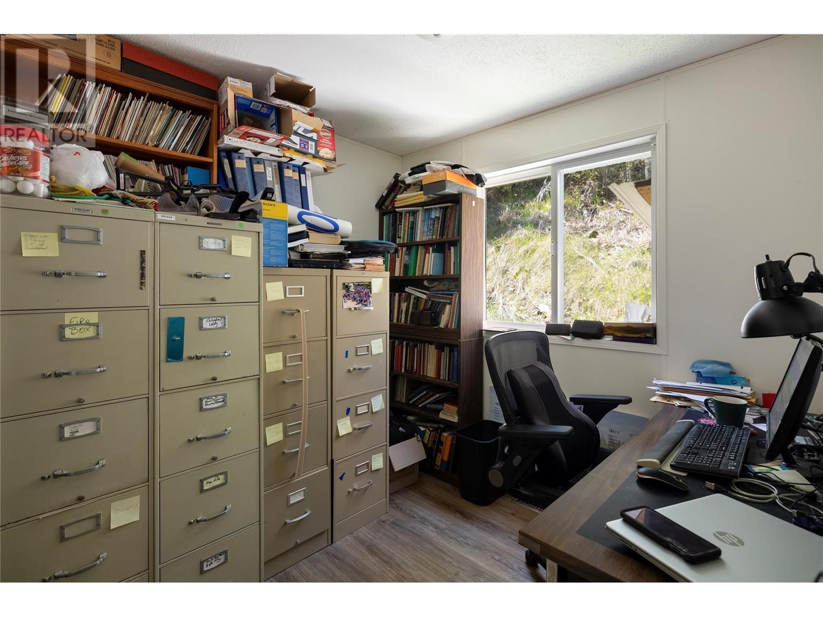 6740 Highway 97A Highway, Grindrod, BC - Indoor