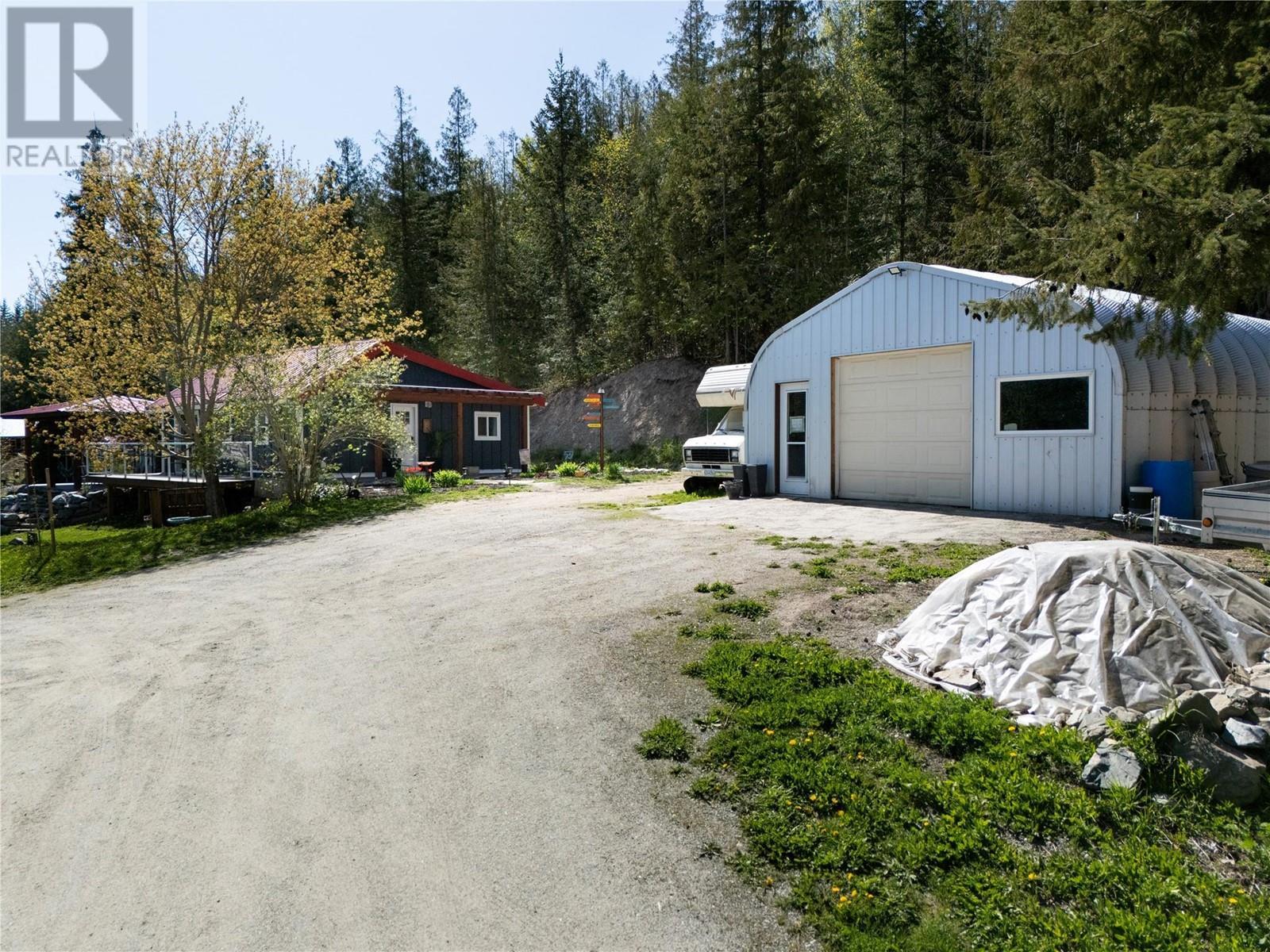 6740 Highway 97A Highway, Grindrod, BC - Outdoor