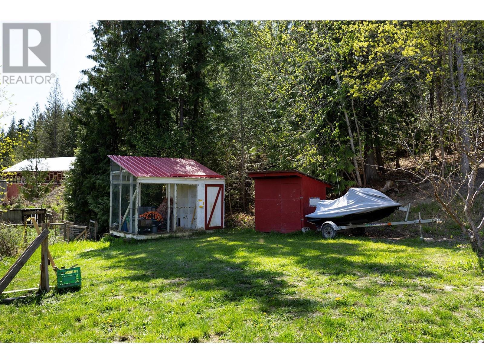 6740 Highway 97A Highway, Grindrod, BC - Outdoor