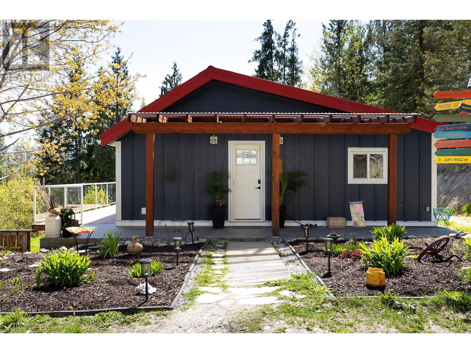 6740 Highway 97A Highway, Grindrod, BC - Outdoor With Deck Patio Veranda