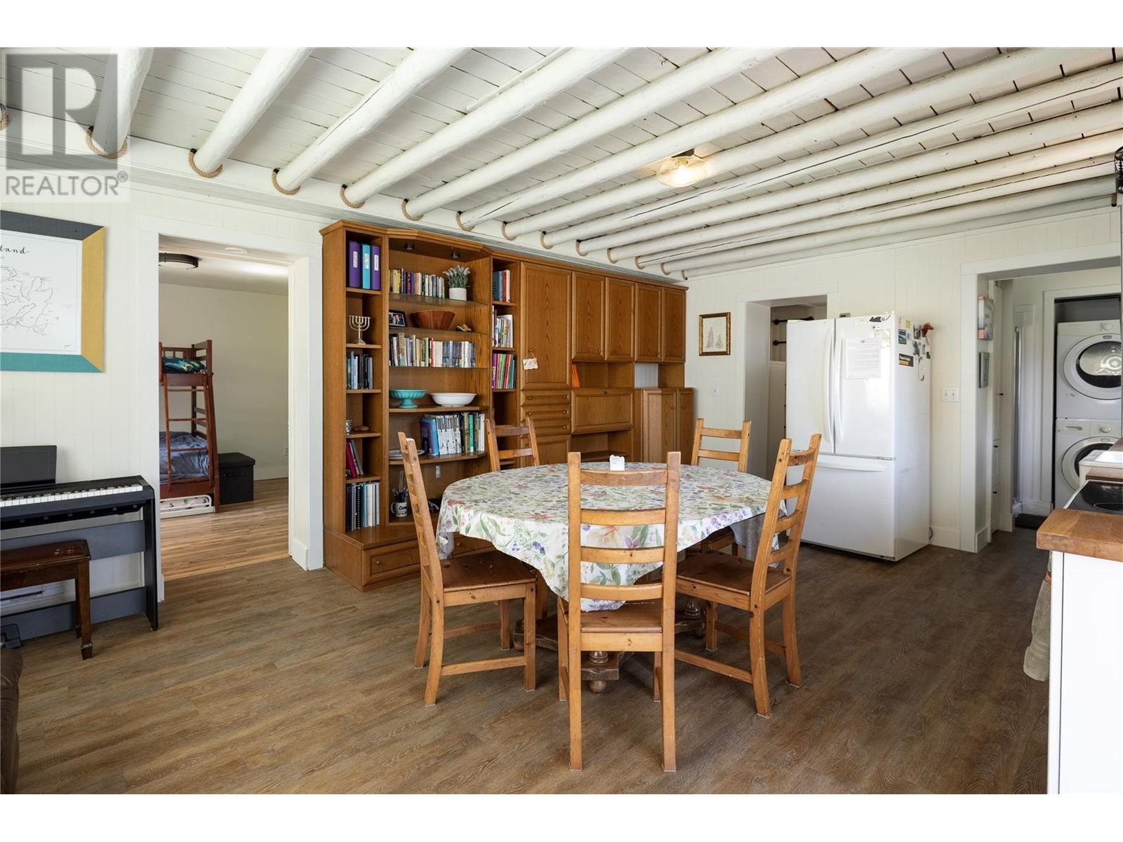 6740 Highway 97A Highway, Grindrod, BC - Indoor