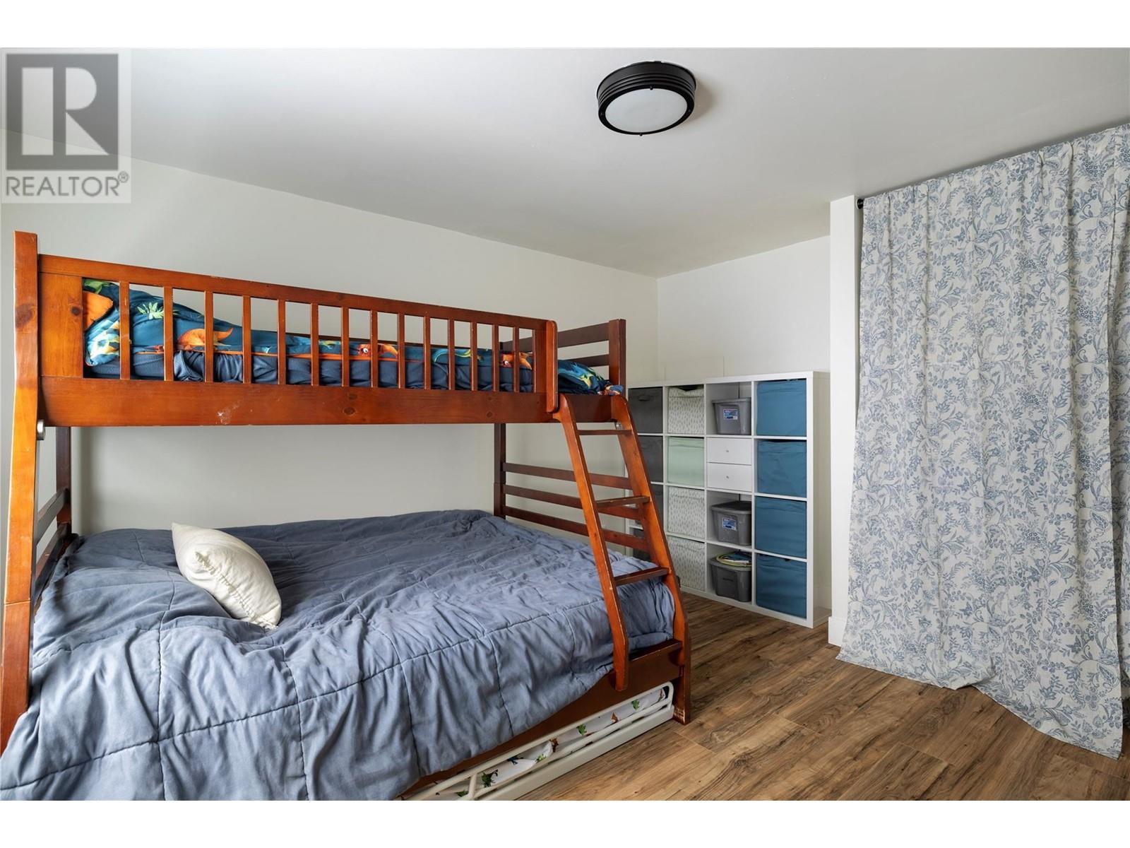 6740 Highway 97A Highway, Grindrod, BC - Indoor Photo Showing Bedroom