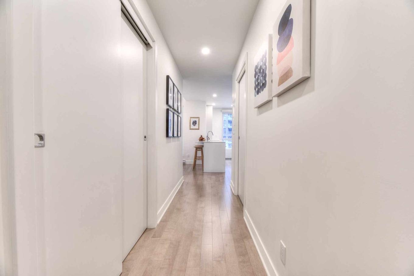 Hall d'entrée/Vestibule - 201-1170 Rue Montcalm, Montréal (Ville-Marie), QC - Indoor Photo Showing Other Room