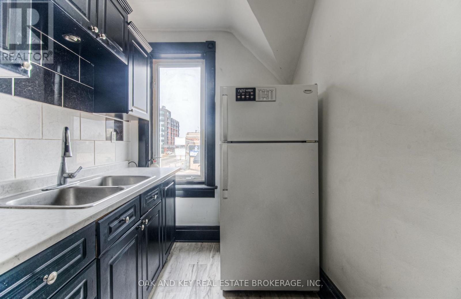 496 King Street E, Kitchener, ON