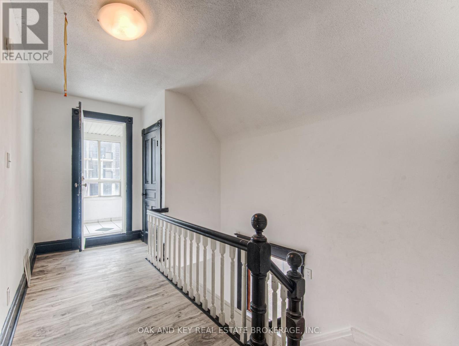 496 King Street E, Kitchener, ON