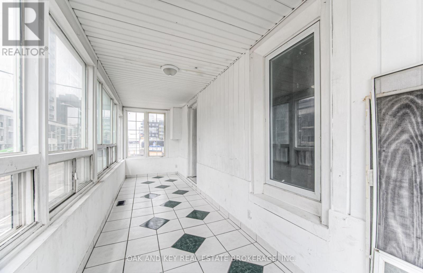 496 King Street E, Kitchener, ON