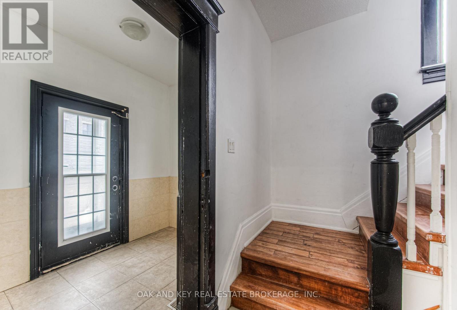 496 King Street E, Kitchener, ON