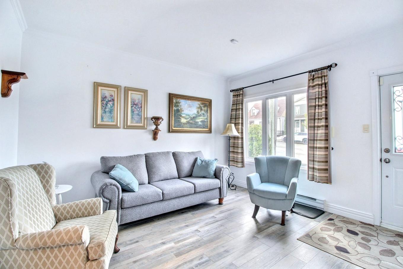 Living room - 158 Rue Perreault O., Rouyn-Noranda, QC - Indoor Photo Showing Living Room